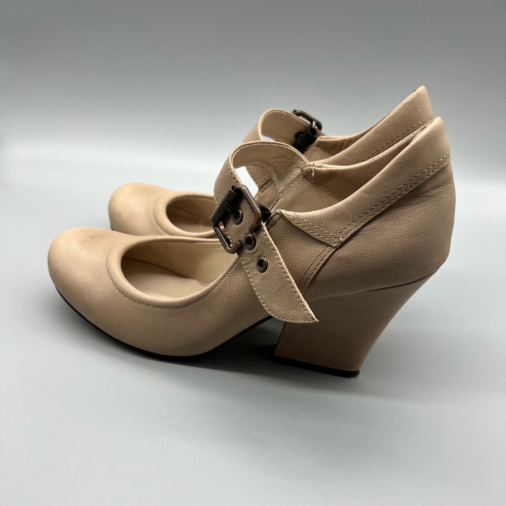 All Black Footwear nude maryjane heels